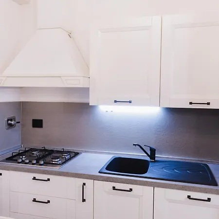 San Firenze cozy apartment-3